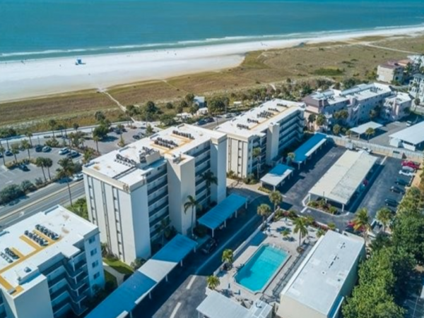 Siesta Key Vacation Condo Two Bedrooms Sleeps Four